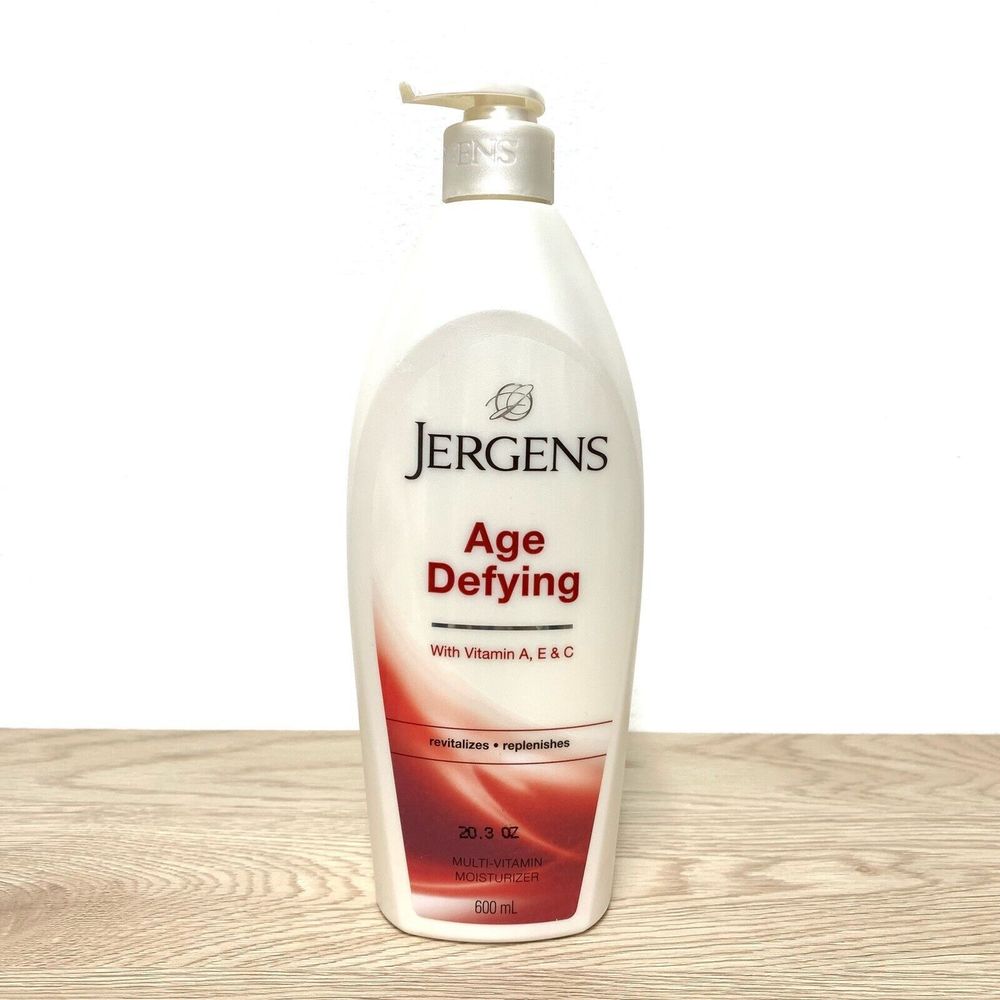 Jergens Age Defying Multi-Vitamin Moisturizer‎ Body Lotion Pump Bottle 20 oz NEW